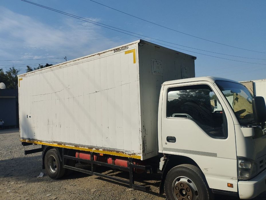 Isuzu NQR 71 PL 2016