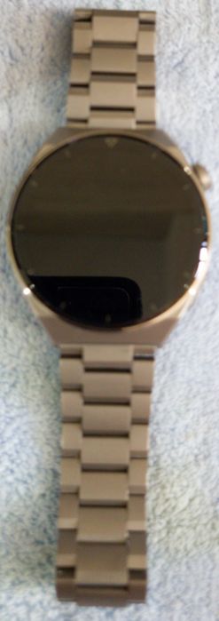 Huawei Watch GT 3 Pro de 46 de milimetri cu curea din titan impecabil 10/10. Culoare Gray