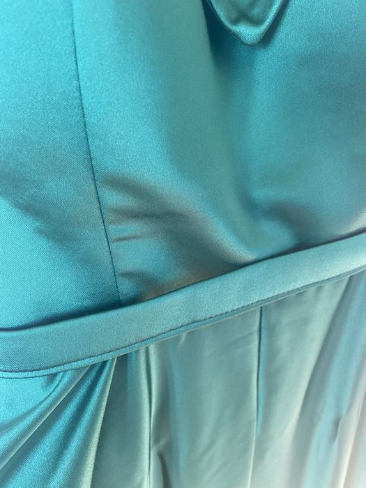 Дълга Бална Рокля