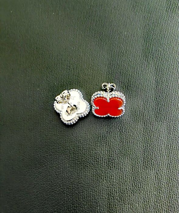 Червени дамски обеци Van Cleef & Arpels VCA Vintage Alhambra earrings