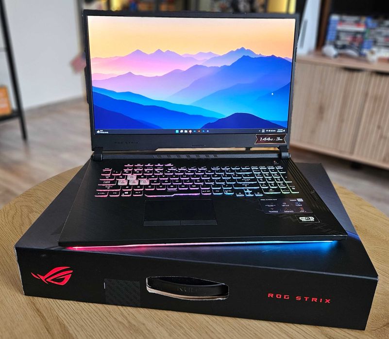 Laptop Gaming Asus ROG Strix G17 i7 / RTX 2060 / 32GB RAM / 144Hz