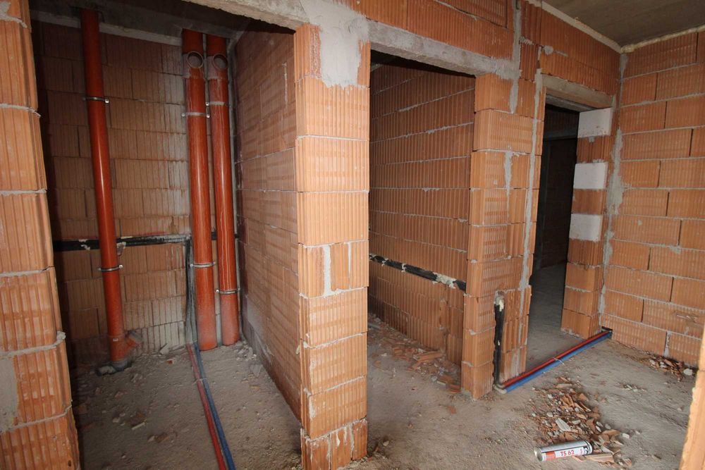 Продава се Тристаен апартамент в Пловдив, Тракия - 117 кв.м за 998 €/кв.м - Снимка #3