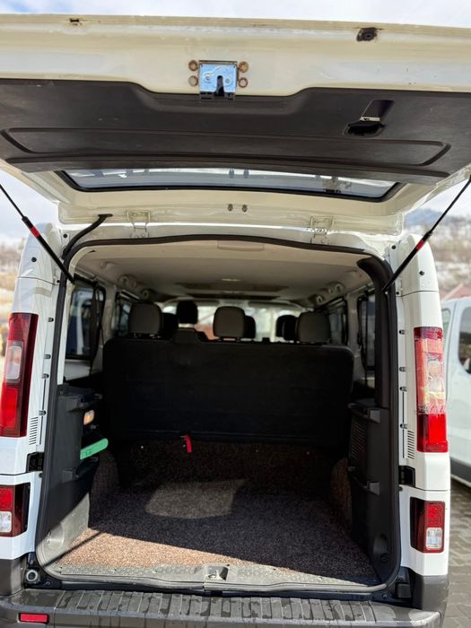 Renault Trafic 8+1 Large 2018