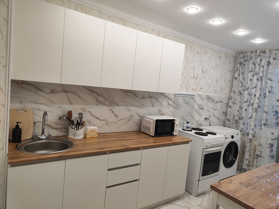 Торг. 1-комн. Квартира. Караганда Юго Восток,Центр сдаю ночь, сутки