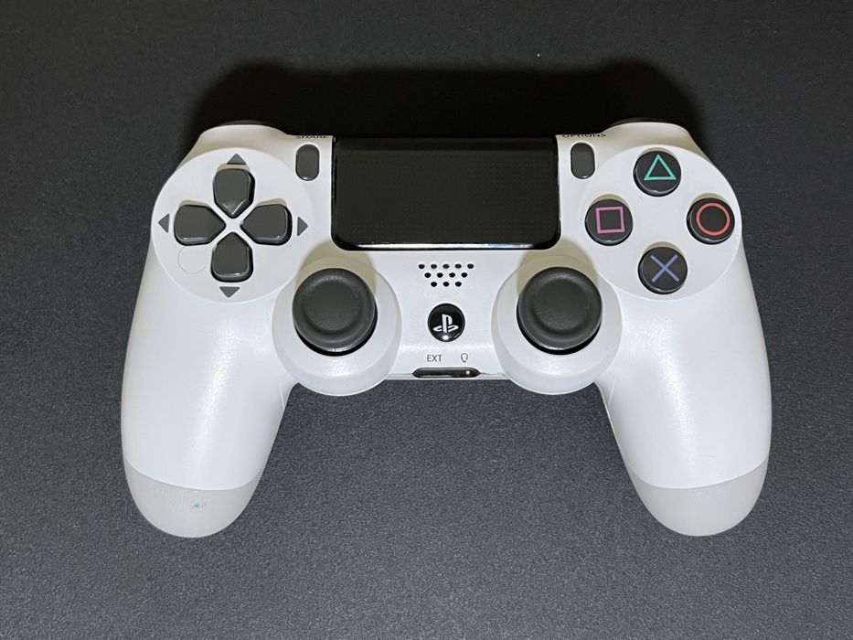 PS4 Slim 500 GB.