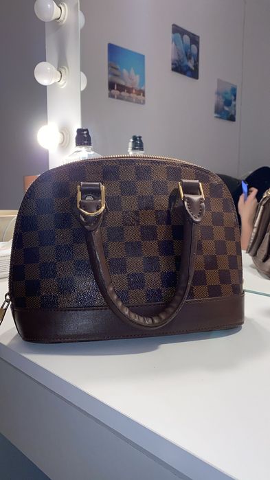 FOR SALE ! Geantă LV