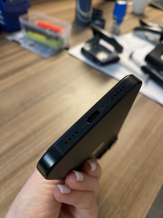 Vand Iphone 16 Pro Max