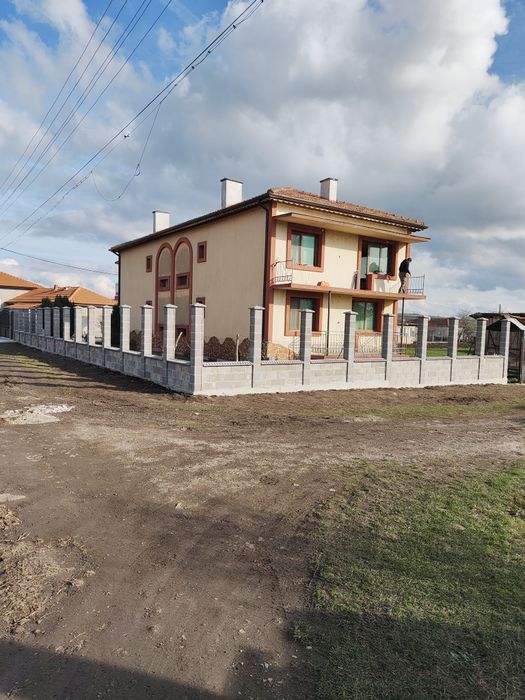 Бетонни огради и фондаменти