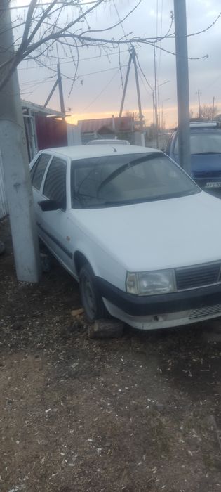 Продам машину по запчастям