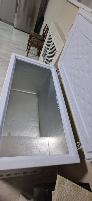 Продам морозилку