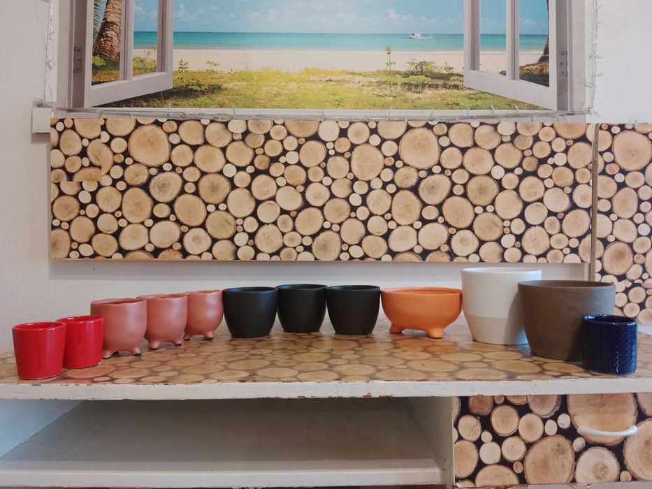 продавам работни саксии и керамични кашпи