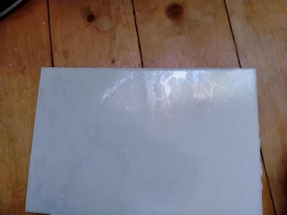 Плитка кафельная б/у