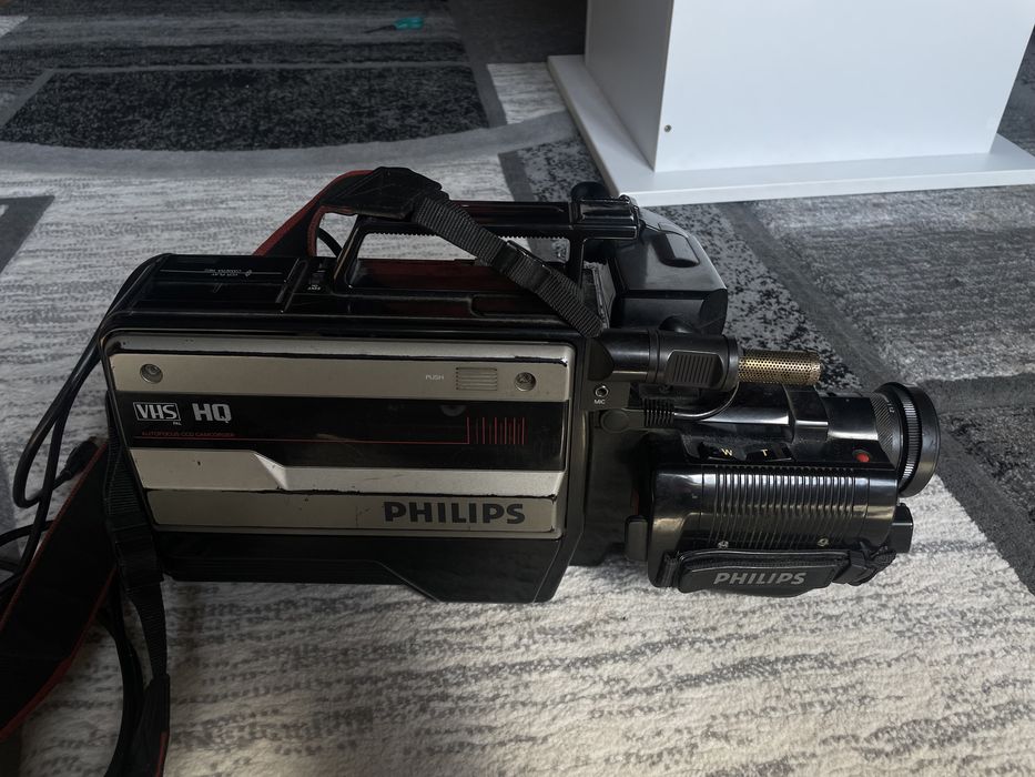 Camera Philips VKR 6820/1 VHS MOVIE