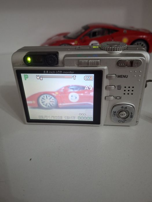 Цифровая камера  Rekam