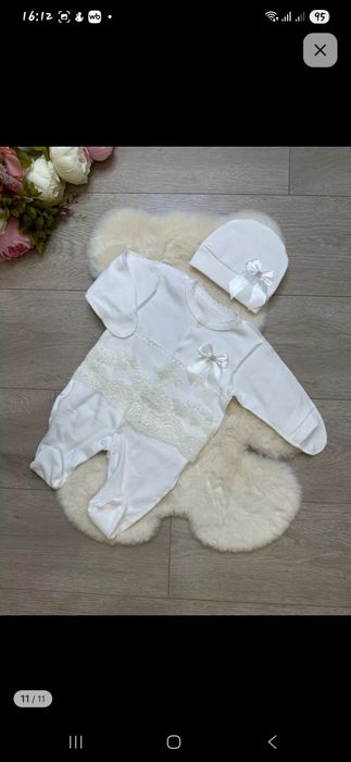 Продам комплект на выписку для девочки