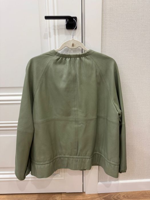 Куртка кожаная, зеленого цвета