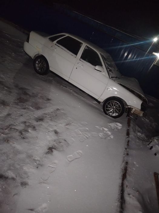 Продам первую Приору