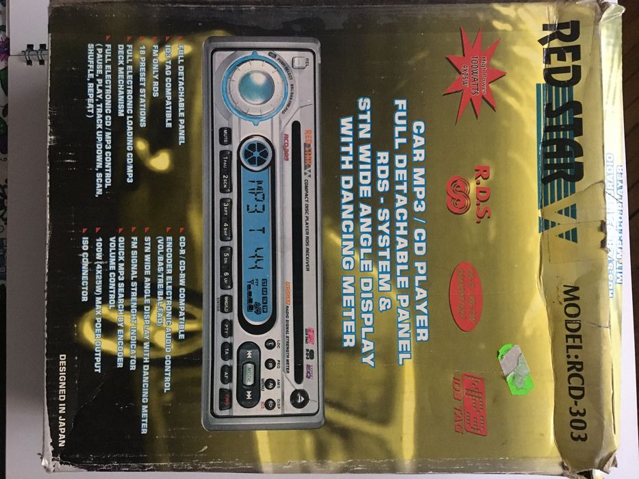 CD radio auto MP3 4 x 25 W masca detasabila