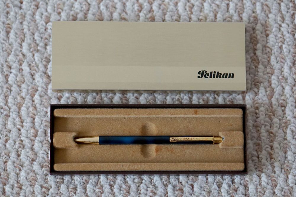 Pix elegant Pelikan in cutia originala