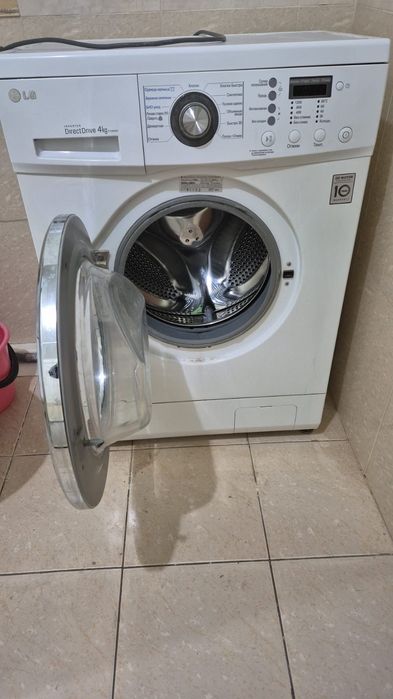 Продам стиральную машину LG. 60000 торг.