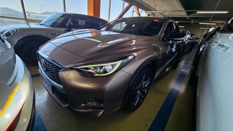 Infiniti Q30 S 2.0T