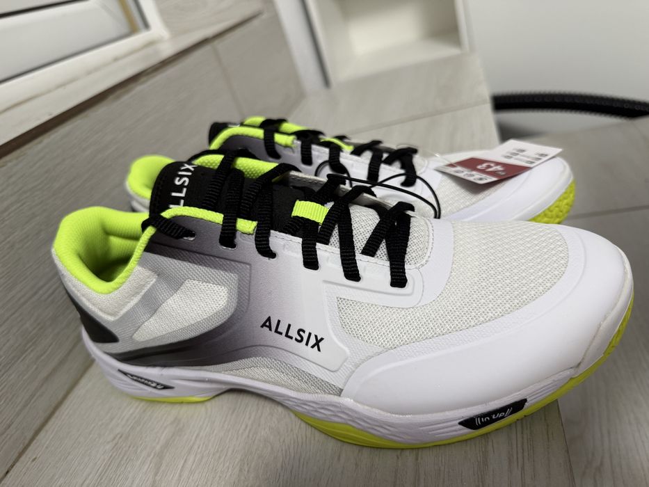 Pantofi sport noi Allsix
