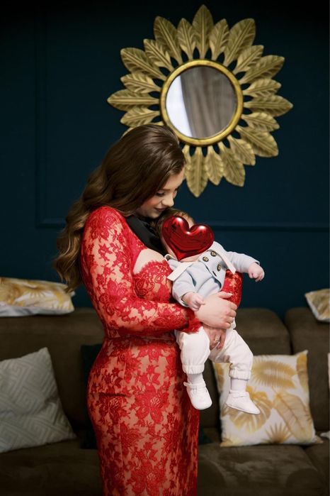 Rochie rosie sexy dantela midi