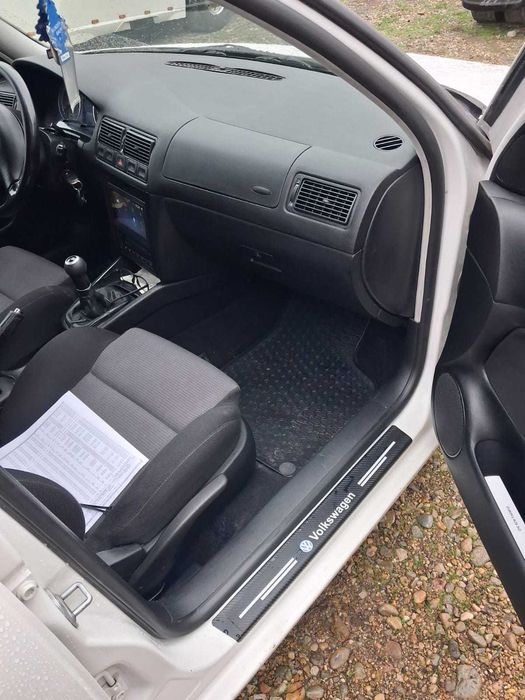 VOLKSWAGEN Golf 2001 — imagine 4