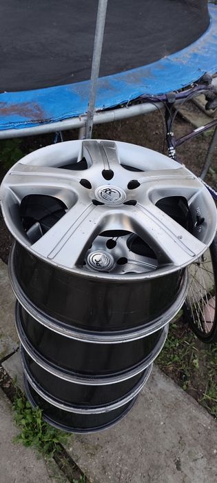 VÂND SAU SCHIMB CU R 16 VW ,Jante aliaj RC design R18. 8J×18H2,Et  45
