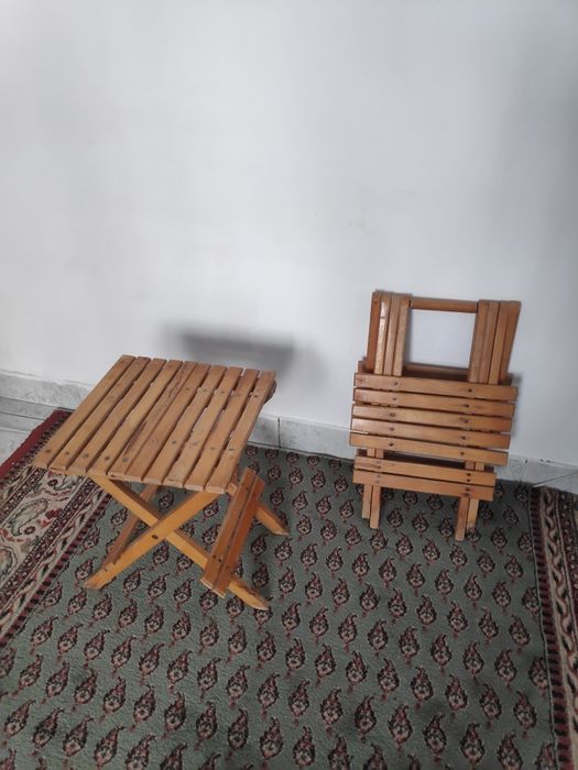 Scaune Sau masute pliabile din lemn