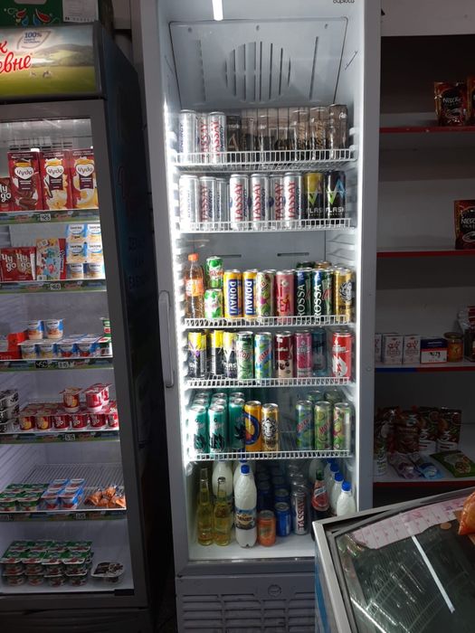 Холодильник для магазина