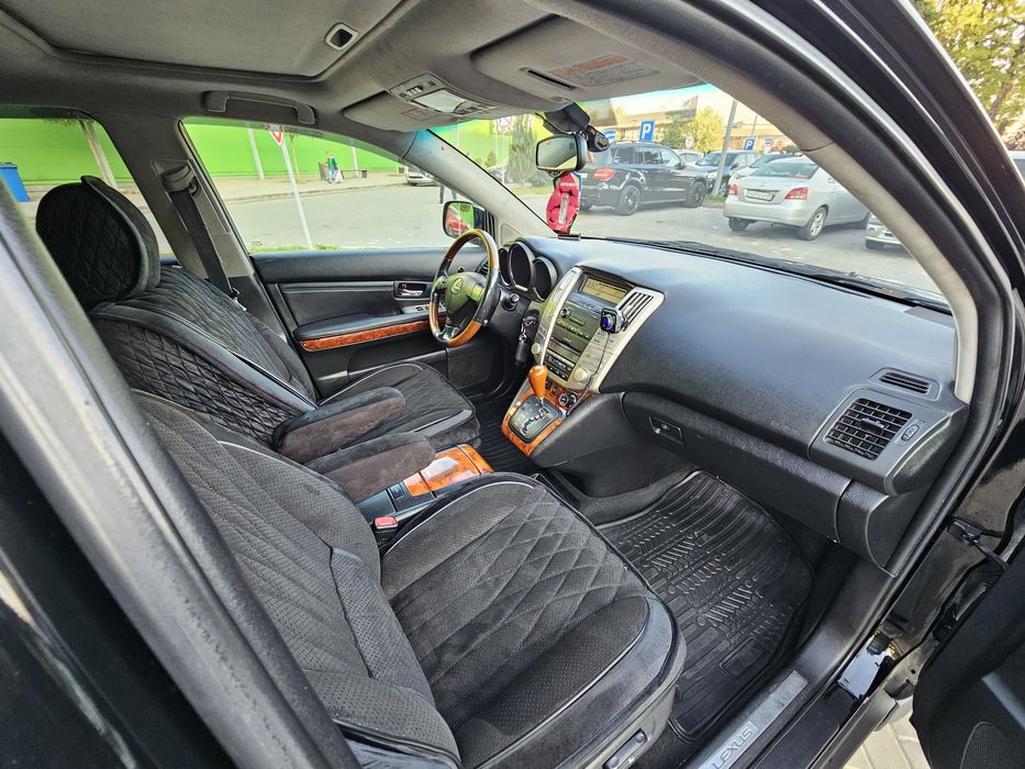 В прадаже LEXUS RX330