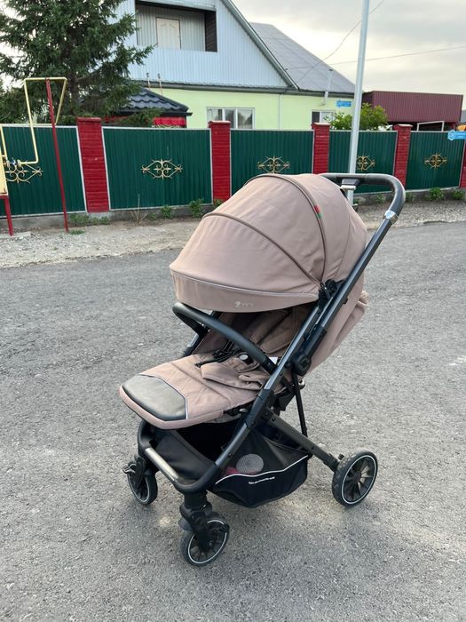 Коляска kidilo в отличном состоянии
