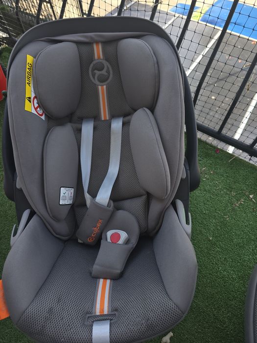 Бебешко кошче за автомобил