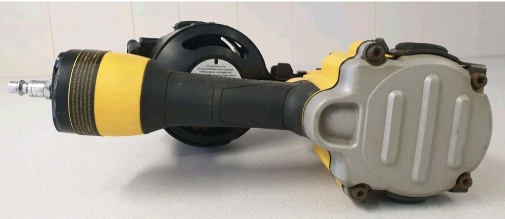 DeWalt пистолет такер монтаж на пирони покриви шиндли битумни керемиди