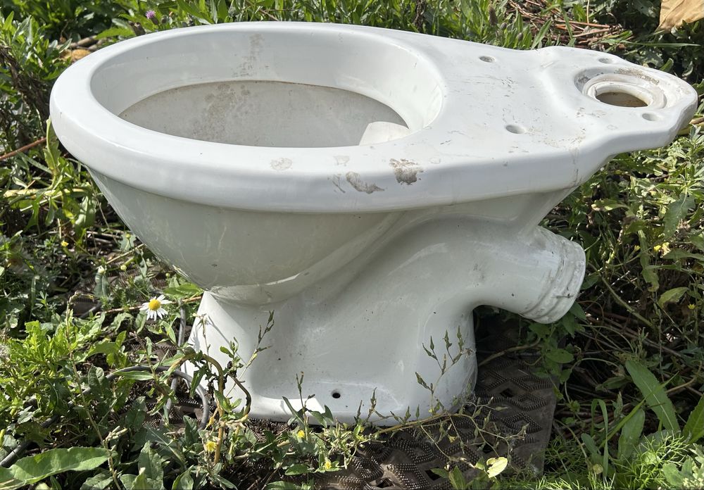 Продам унитаз для стройки