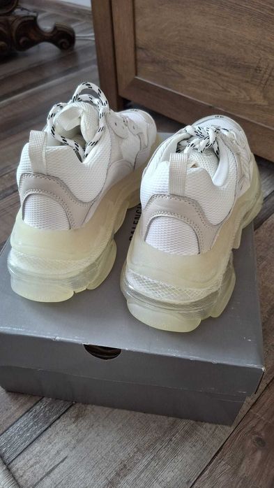 Balenciaga Triple S Clear Sole White 544351 [ 39 ]