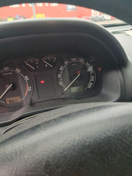 De vanzare Skoda tour 2009