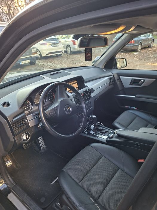 Mercedes GLK 2013 година две и две дизел