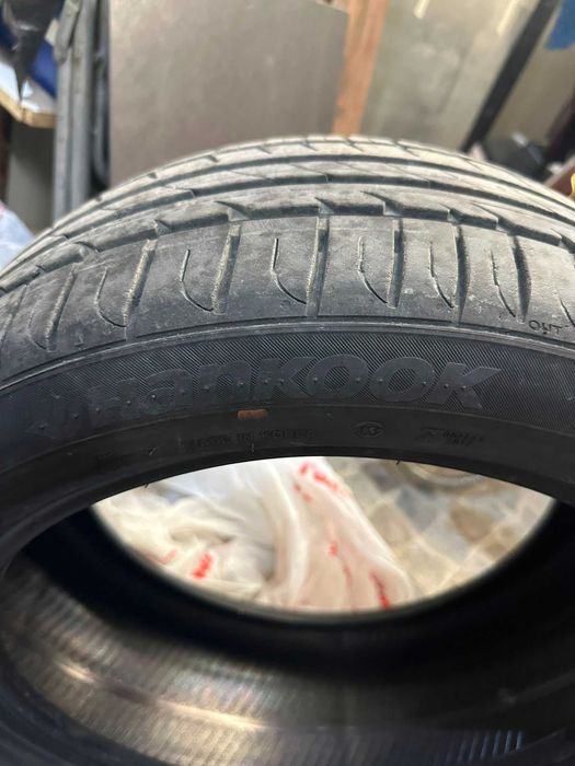 Продавам гуми 225/45 R17 летни и всесезонни
