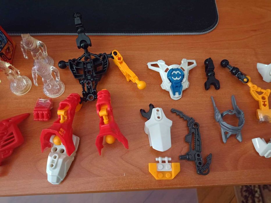 Разглобяем робот и фигурка ninjago на части