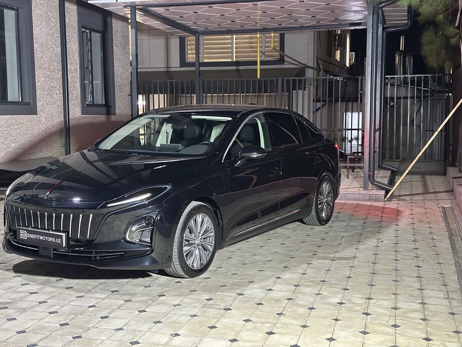 Hongqi e-qm5 500km