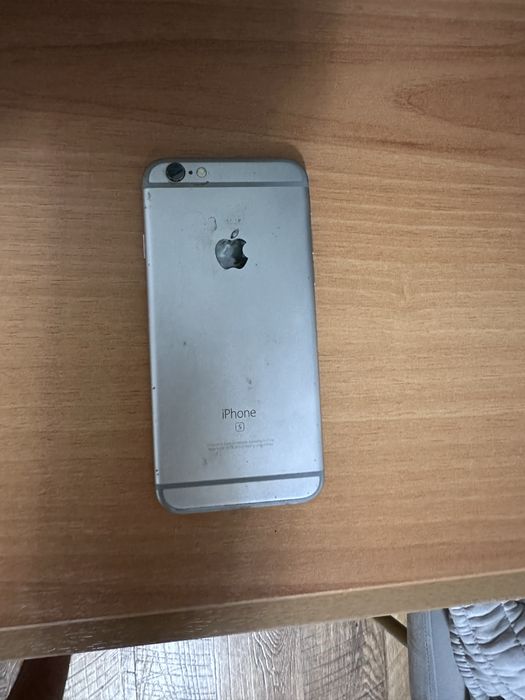 Продам iphone 6s на запчасти