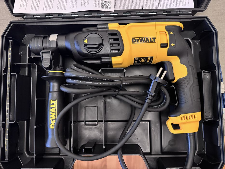 Перфоратор Dewalt