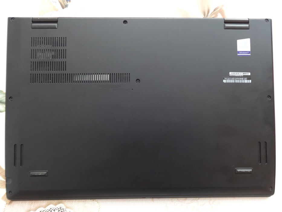 Таблет и Лаптоп 2в1 Lenovo ThinkPad X1 Yoga Gen 3 i7-8650U/RAM 16GB DDR4/NVMe SSD 256GB / 4G LTE-A модул Fibocom L850-GL Nano-SIM