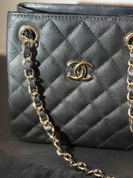 Premium Leather 100% Chanel bag new