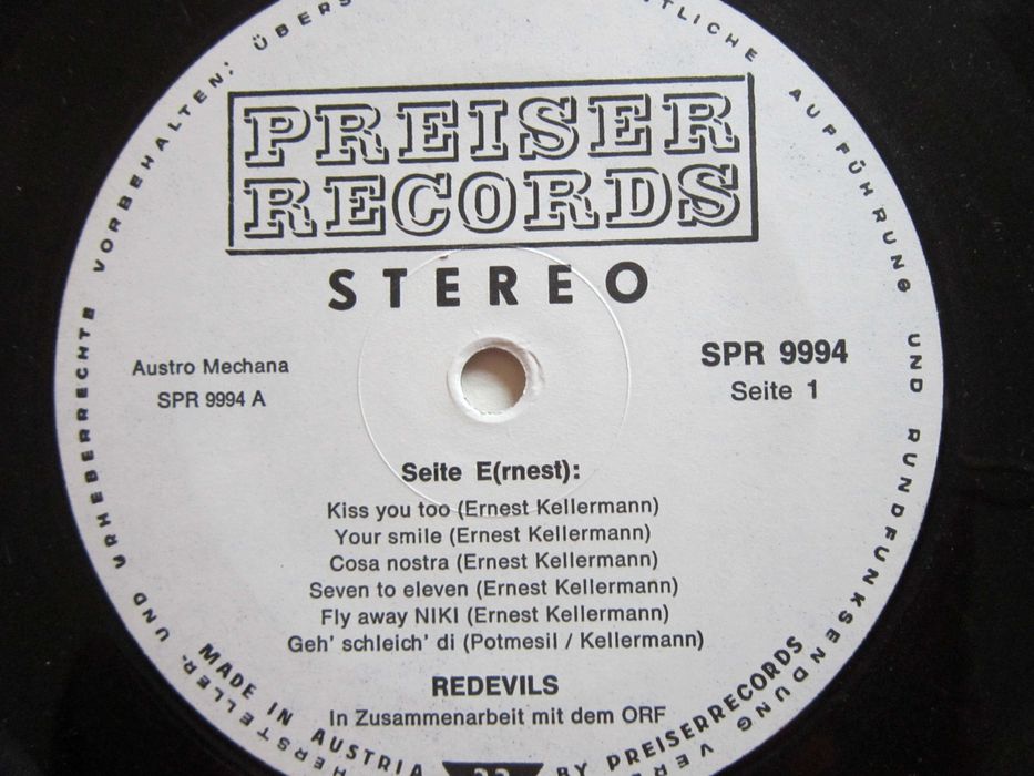 vinil rar Red Devils-Redevils/The Boys-To Hell With Boys-pun