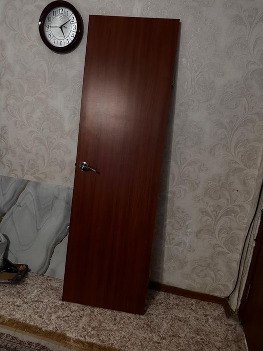 Межкомнатный дверь