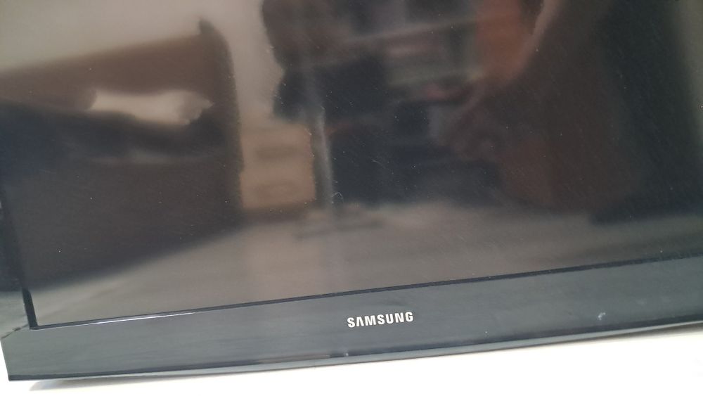 Продам телевизор