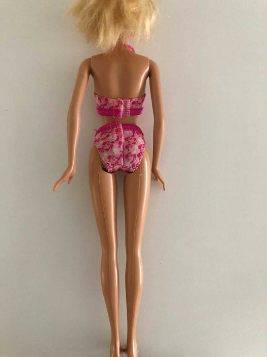 Къкла барби по бански